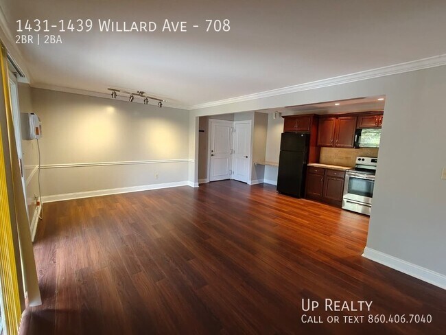 Foto del edificio - 1431-1439 Willard Ave-708