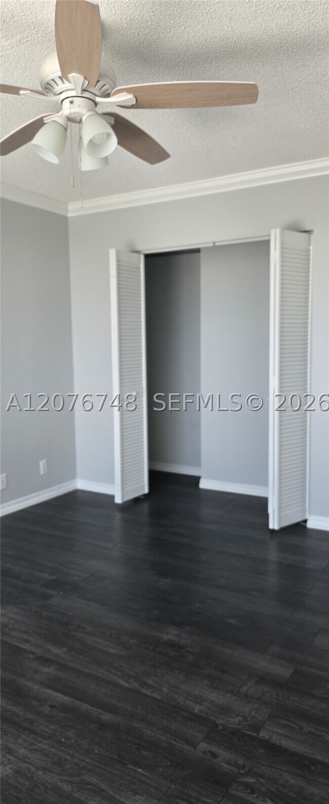 Building Photo - 2715 N Ocean Blvd