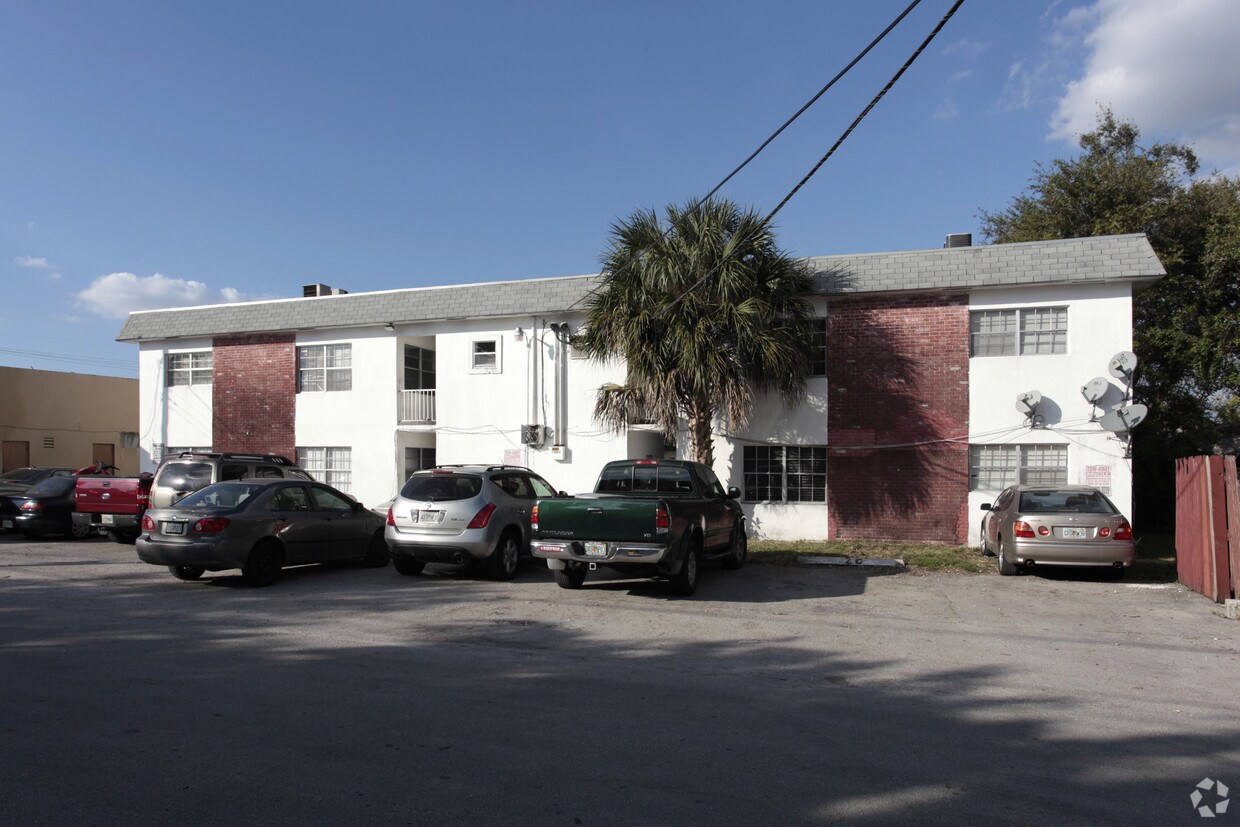5926 Thomas ¡St - 5926 Thomas St