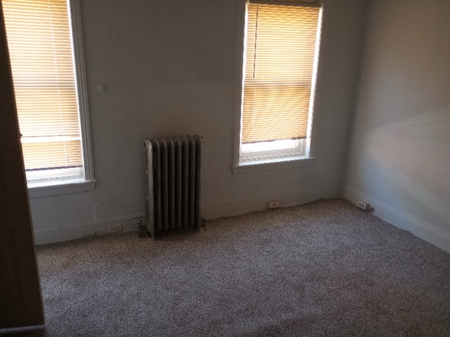 Building Photo - 1610 W Juniata St
