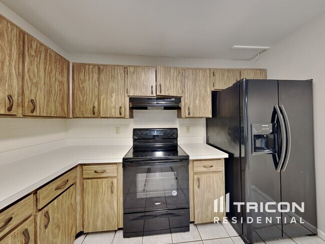 Building Photo - 350 Travino Ave