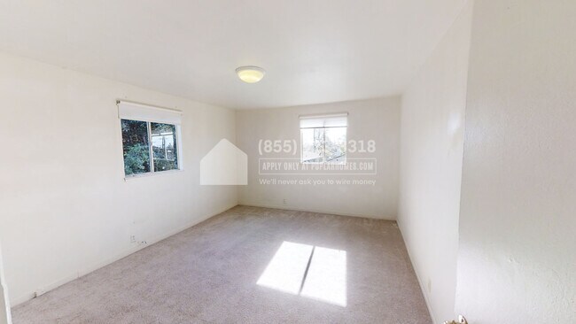 Building Photo - 3040 Stanton St
