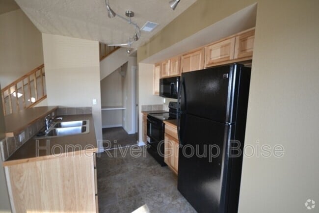 Building Photo - 9247 W Brogan Dr