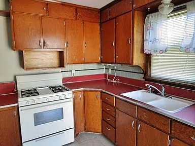 Building Photo - 1807 3rd St SW