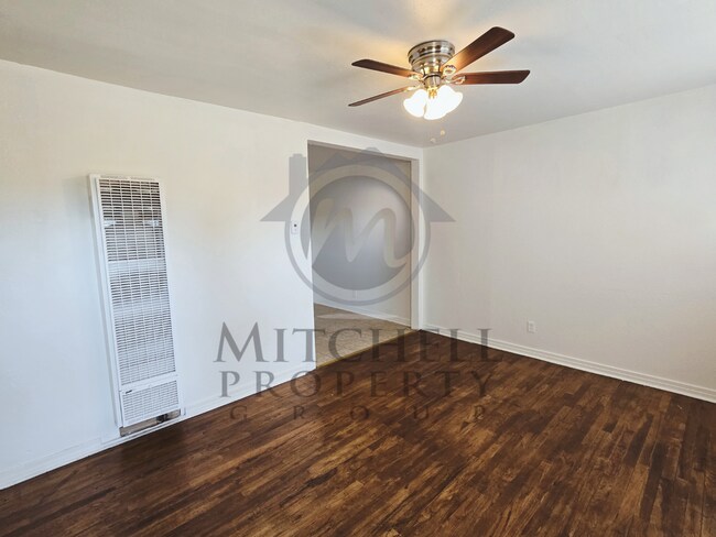 Foto del edificio - 3 bedroom 1 bath in a quiet neighborhood!