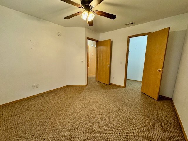 Foto del edificio - 417 N Pleasant St