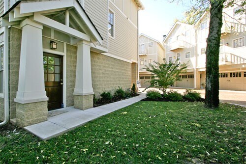 Building Photo - 3166 Parthenon Ave