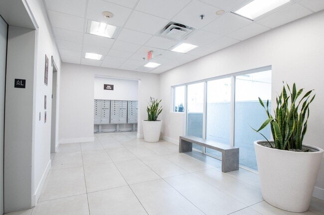 Building Photo - Legacy at Brickell