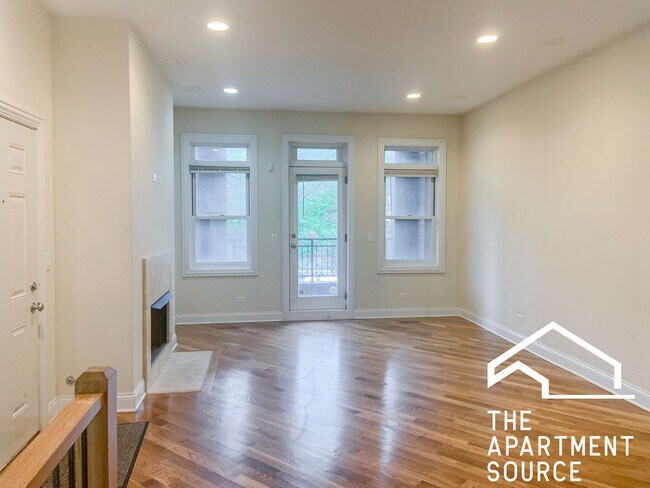 Foto del edificio - 2334 N Greenview Ave