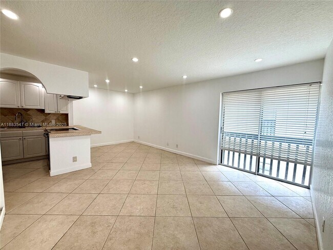 Foto del edificio - 3032 Coral Ridge Dr