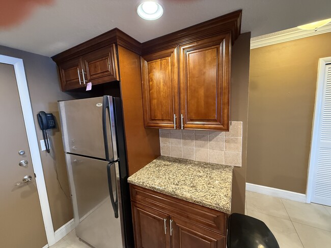 Foto del edificio - 6000 N Ocean Blvd