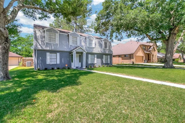 Building Photo - 1423 Scenic Ridge Dr
