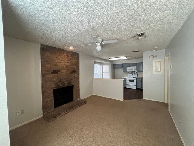 Building Photo - 6314 Cambridge Dr