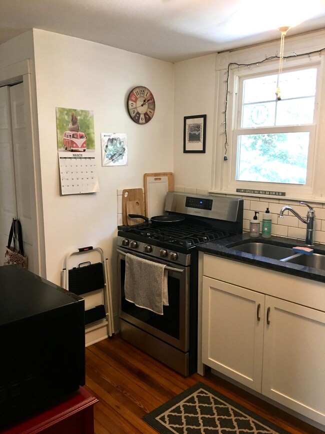 Building Photo - 1315 Poplar St