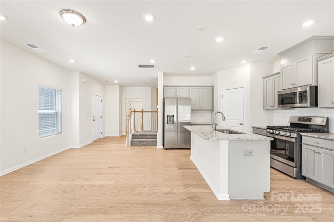Foto del edificio - 2871 Yeager Dr NW