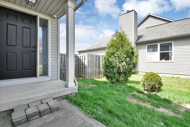 Building Photo - 203 N Miller Dr