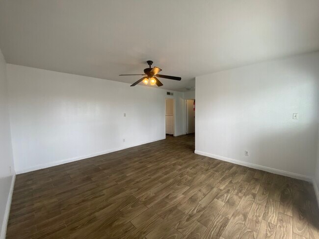 Foto del edificio - 1300 N 22nd St