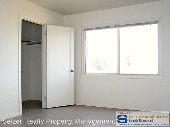 Foto del edificio - 3 br, 1 bath House - 2300 Road D