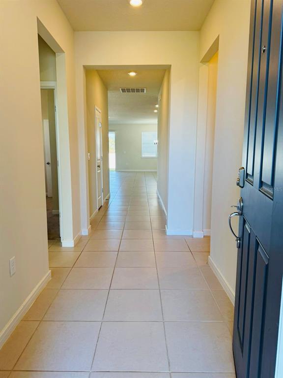 Foto del edificio - 13049 Skyway Ln