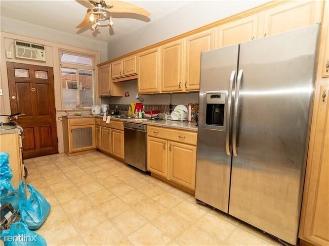 Building Photo - 6336 Aurelia St