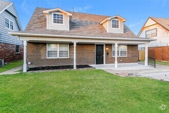 Building Photo - 3025 SW 61st St