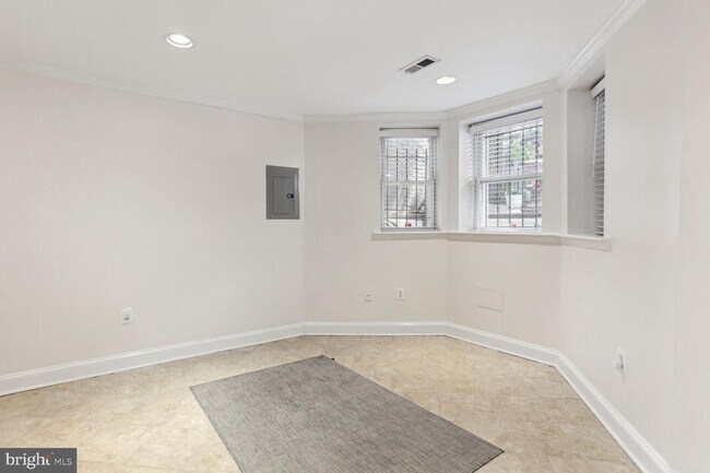 Building Photo - 61 Rhode Island Ave NW