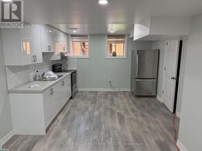 Building Photo - 106 Knott End Cres