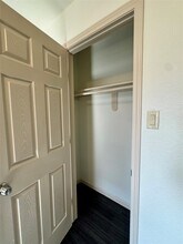 Building Photo - 624 Luke St