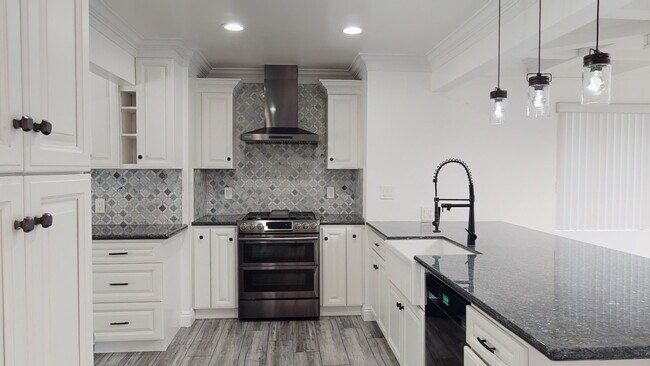 Foto del edificio - 8944 Mills Ave