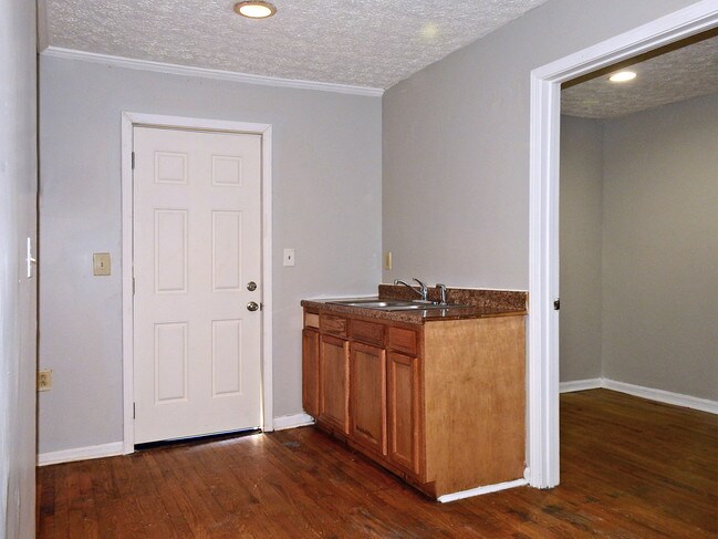 Foto del edificio - 1206 S Preston St