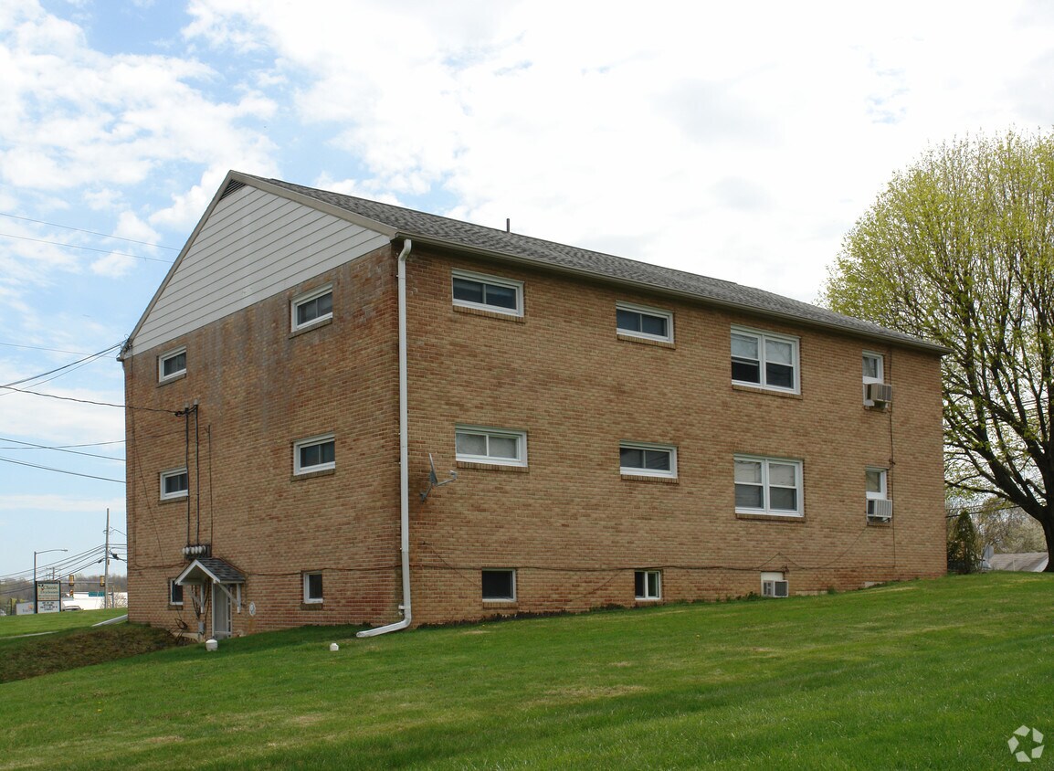 Building Photo - 4016 Linglestown Rd