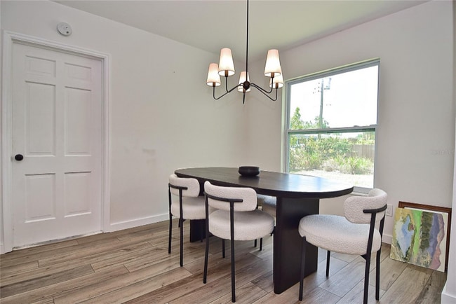 Foto del edificio - 3340 Webber St