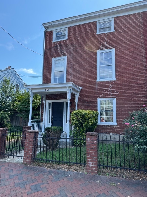 Photo - 609 N 25th St