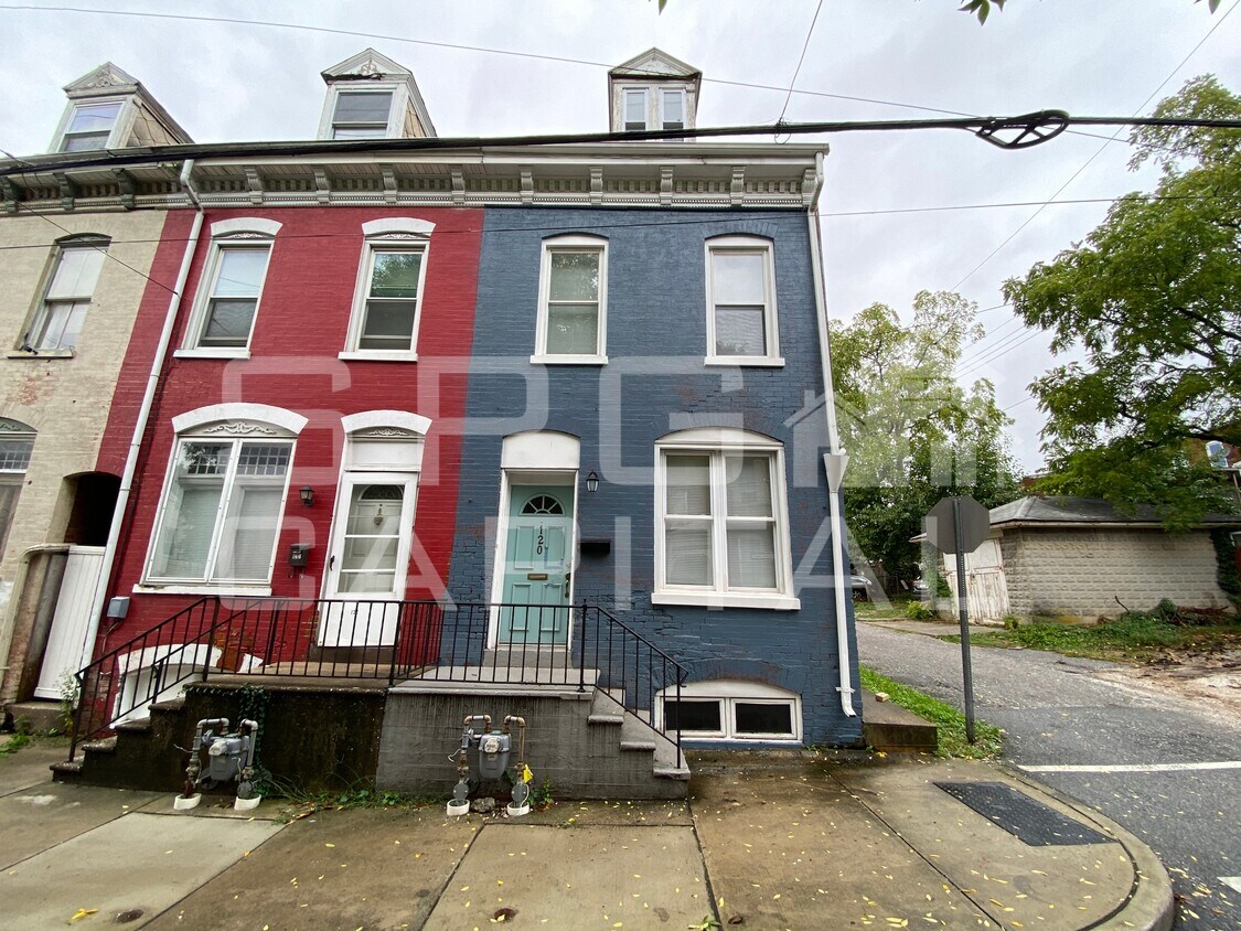 Primary Photo - 120 S Hartley St