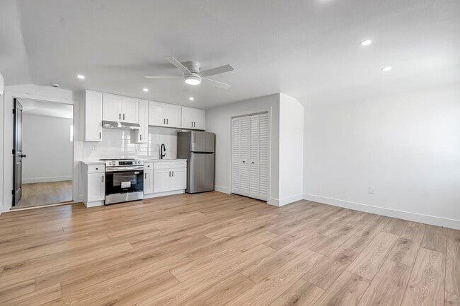 Building Photo - Newly Remodeled JADU for Rent – Modern & Private