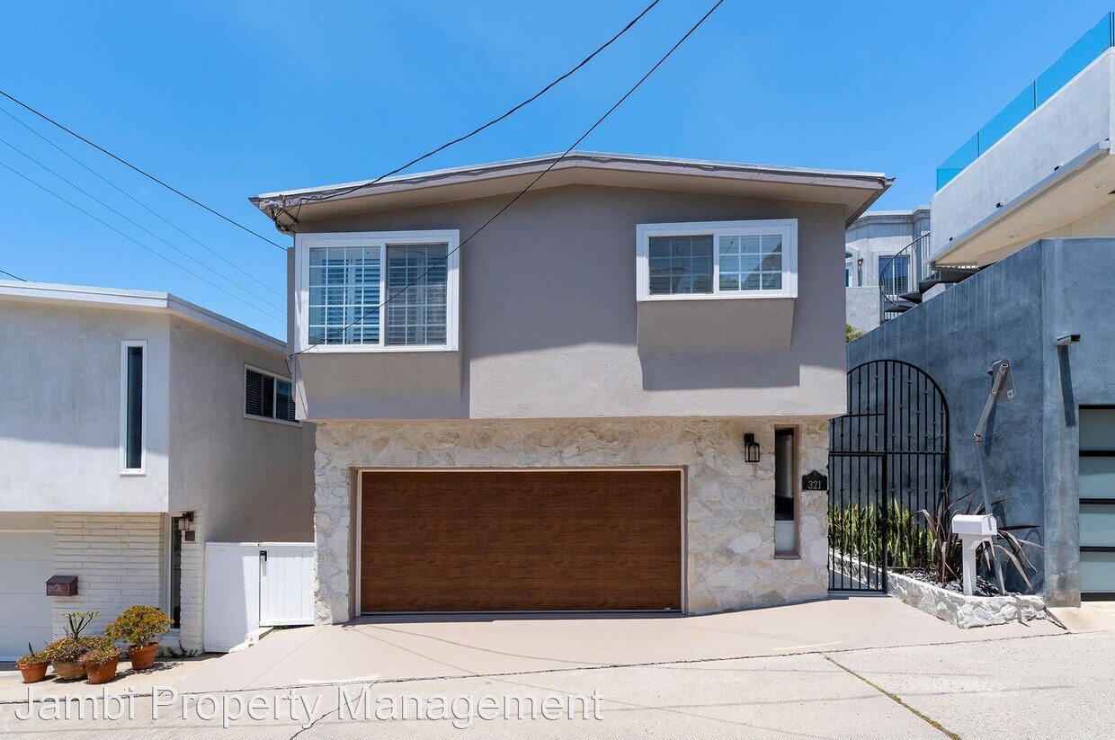 Foto principal - 2 br, 2 bath House - 321 30th Place