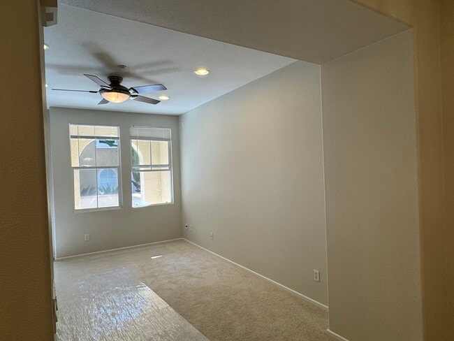 Building Photo - 7860 Via Belfiore