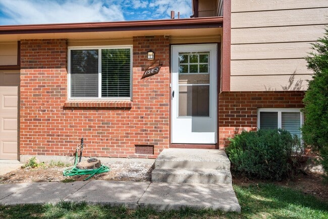 Photo - 1582 S Memphis St House