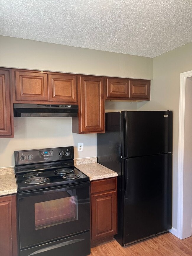 Foto del edificio - Modern 3BR/2.5BA Townhome