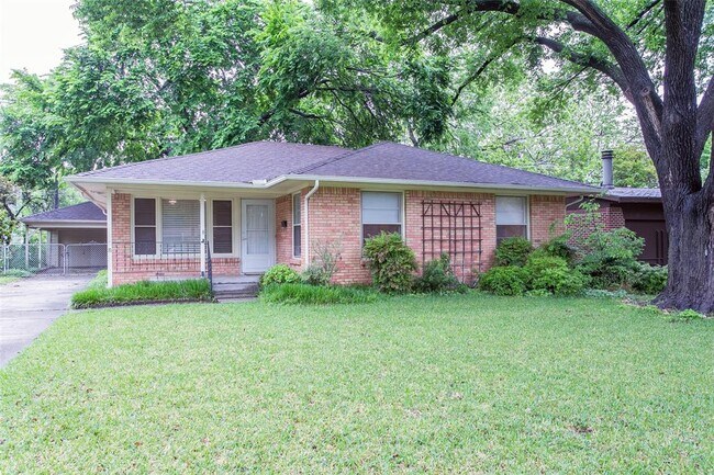 Foto del edificio - 2803 Costa Mesa Dr