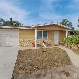Building Photo - 7407 Duke Dr