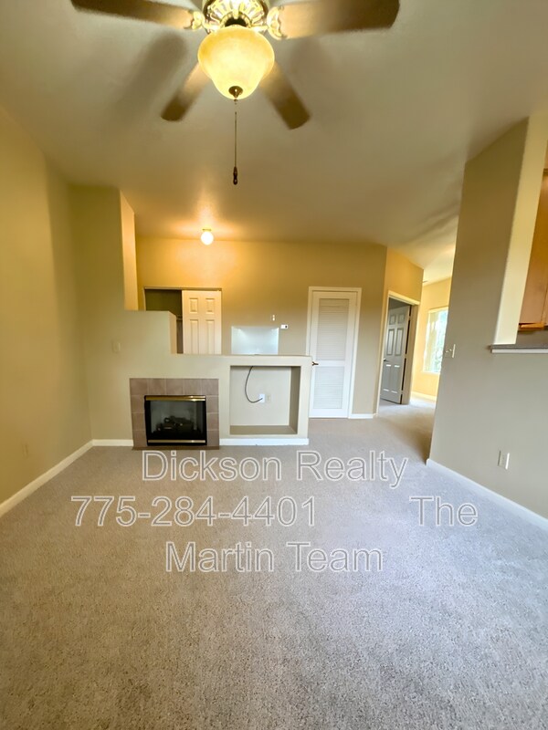 Foto del edificio - 900 S Meadows Pkwy