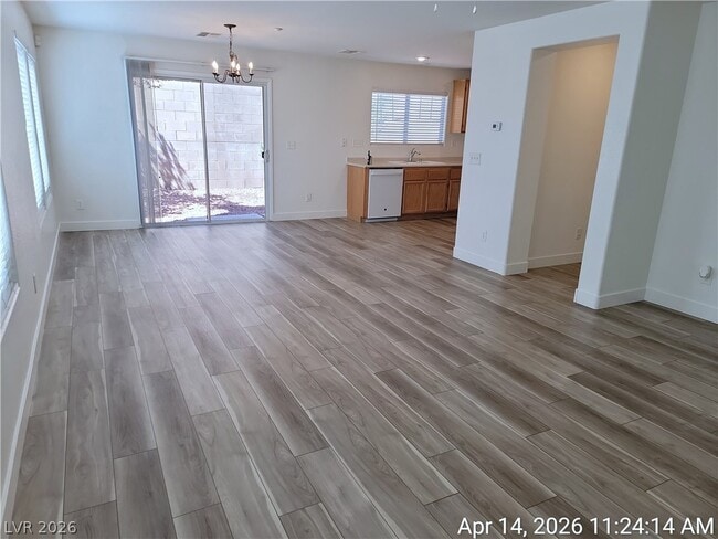 Building Photo - 661 Monument Point St