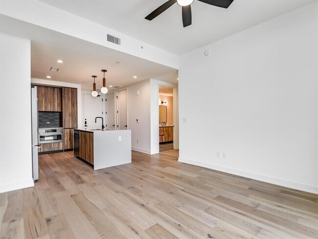 Foto del edificio - 84 East Ave