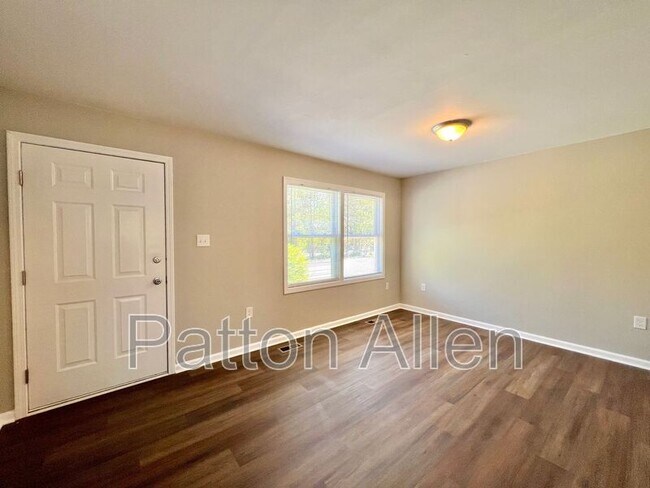 Foto del edificio - 1754 Meadowbrook Terrace