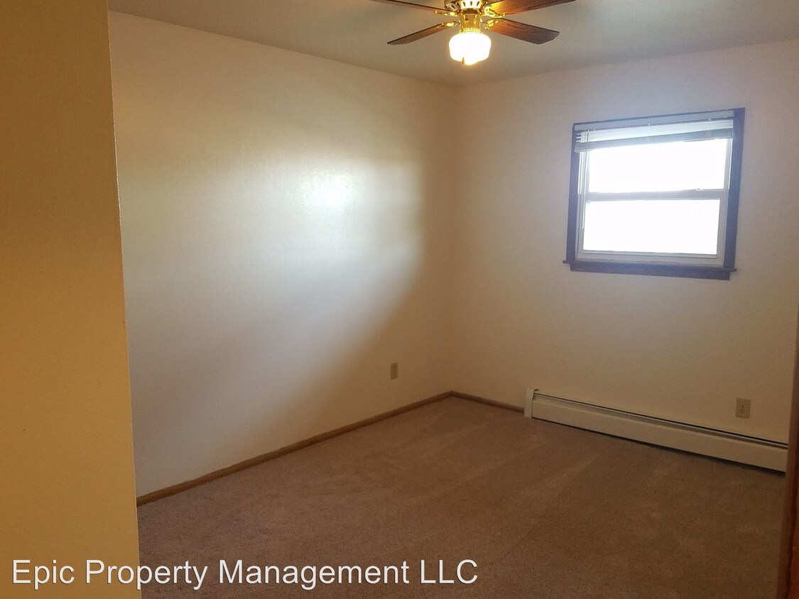 1109 Talcott St, Fort Atkinson, WI 53538 Condo for Rent in Fort