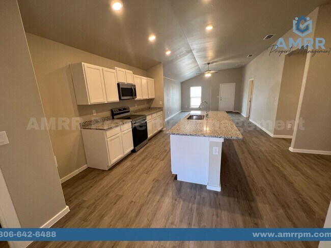 Foto del edificio - 2023 Kenwood Ave