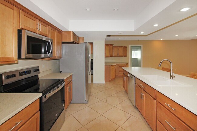 Foto del edificio - 1036 N Cypress Point Dr