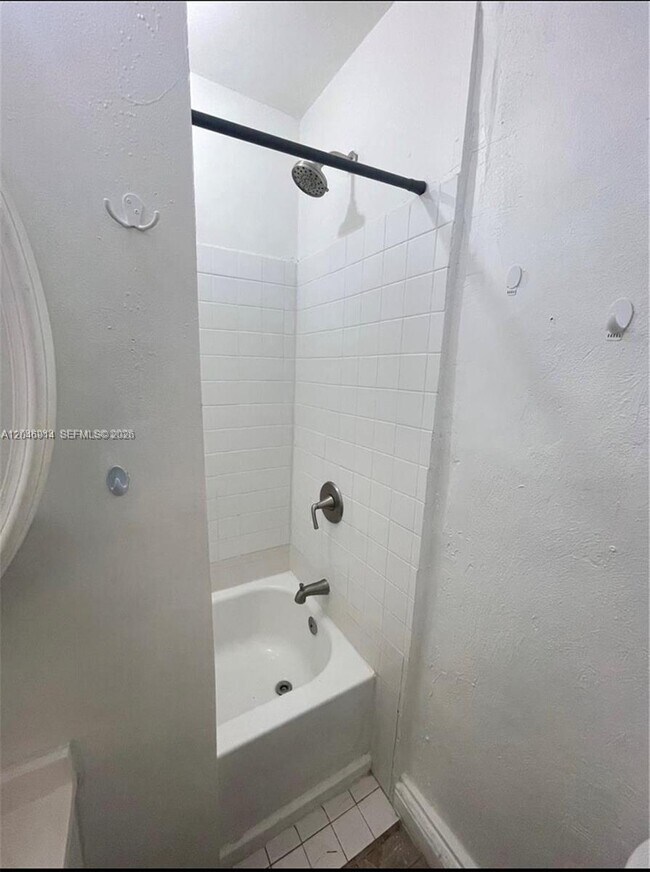 Foto del edificio - 1211 NE 130th St