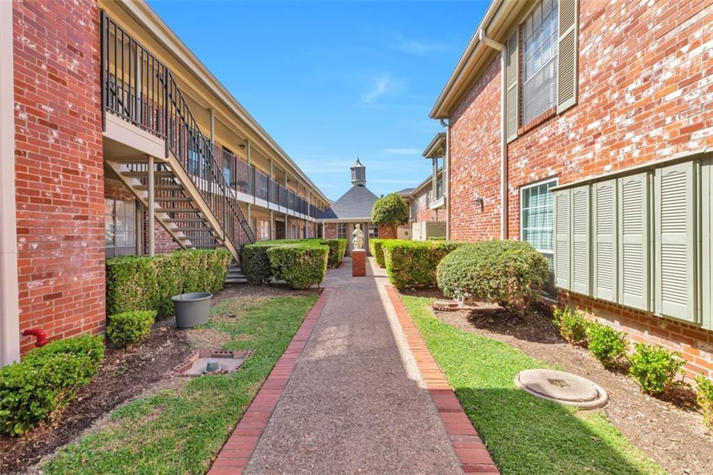 Foto principal - 7920 Rockwood Ln